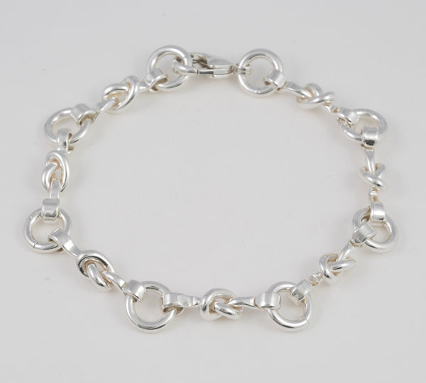 Knot Series: Overhand Knot Bracelet