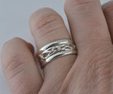 Eternal Love Celtic Knot Ring with Rails