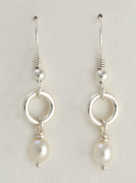 Mail Smith Earrings with Pearls