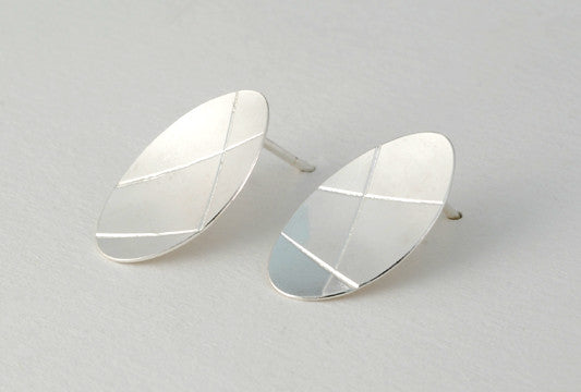 Three Lines Oval Earrings